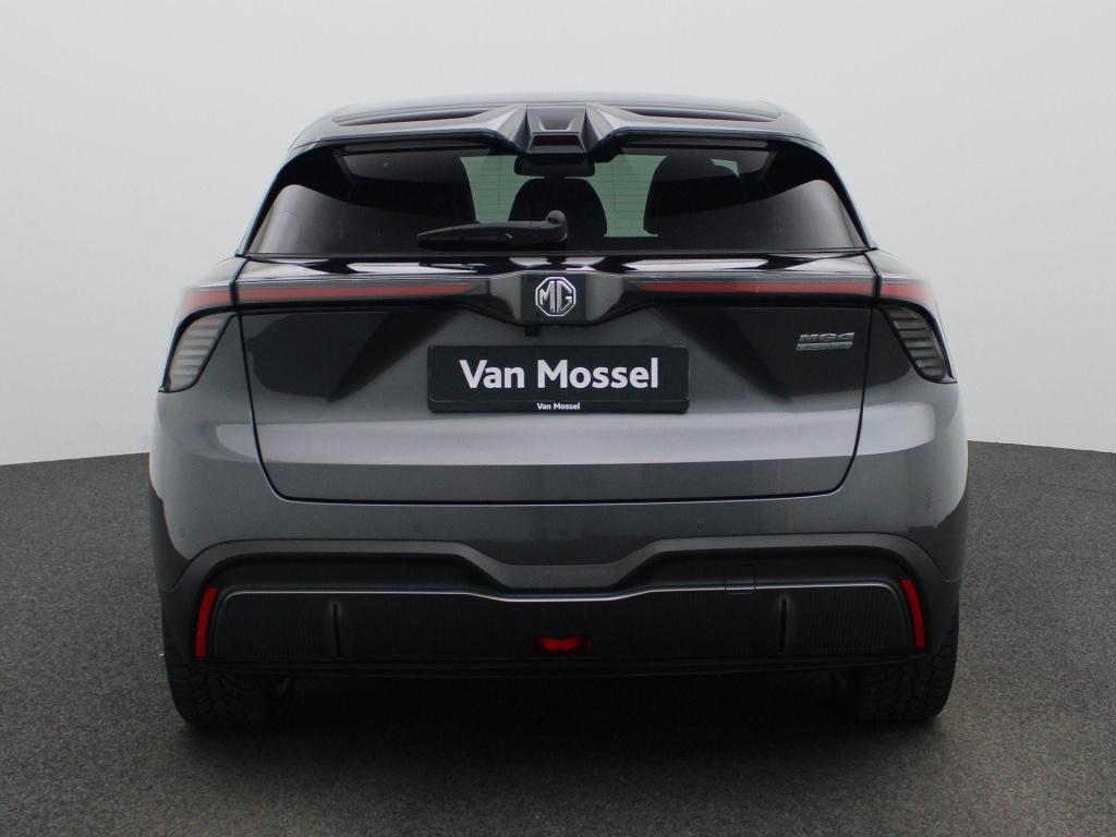 MG Mg4 long range luxury 64 kwh | carplay | navi | led koplampen | camera |