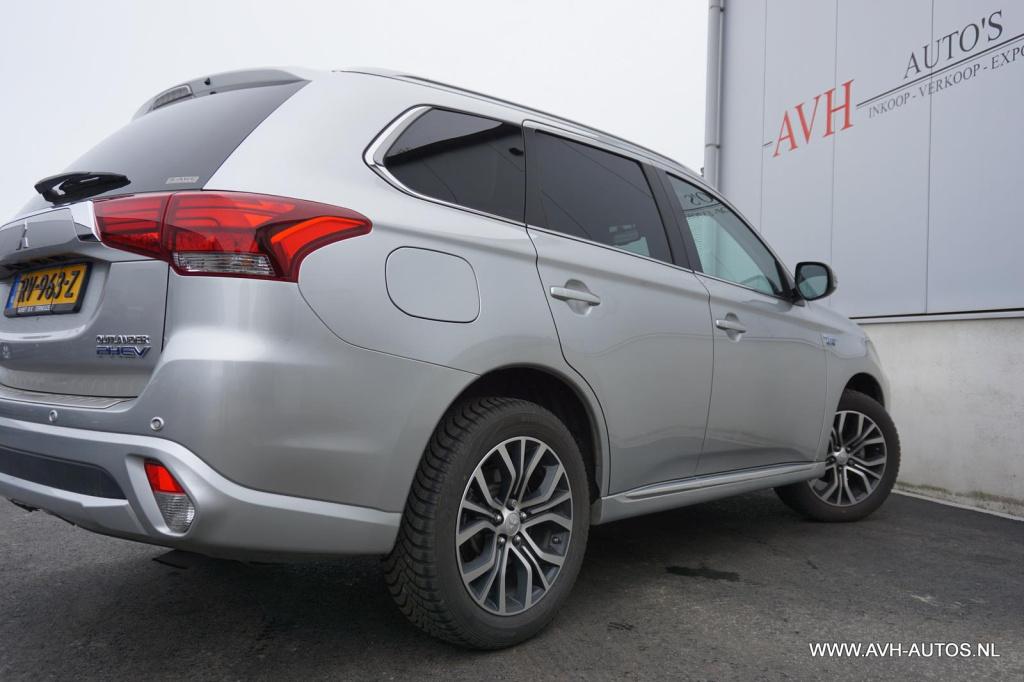 Mitsubishi Outlander 2.0 phev premium