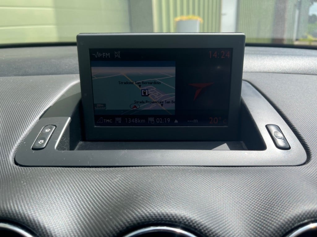 Peugeot 308 1.6 vti millesim 200 panodak, navi