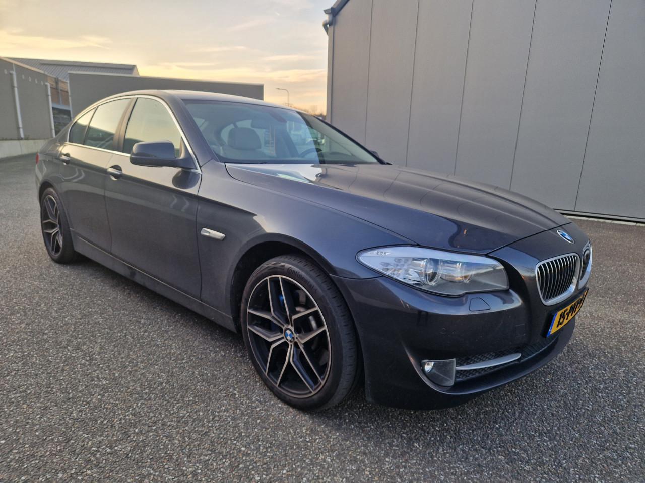 BMW 5-serie 528i High Executive