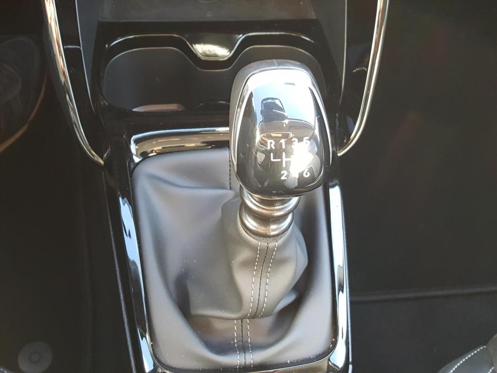 Citroen C3 new 1.2 100pk max zwart-dak apple carplay & android auto | navig