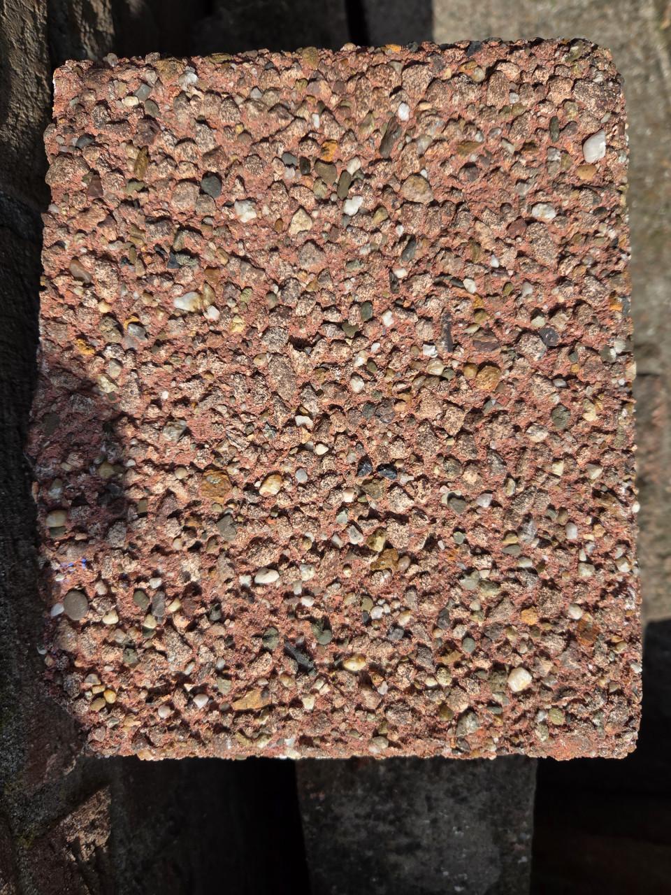 Bestrating (vierkant, rood, 35m2)