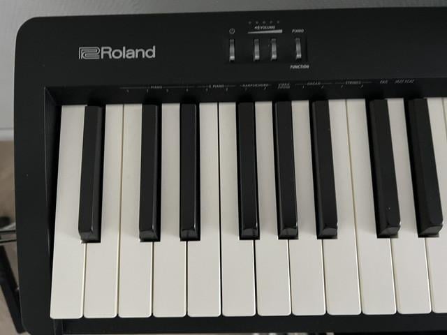 Roland FP-10 piano
