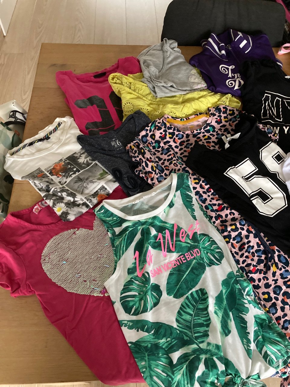 Pakket kleding in maat 146/152 (2)