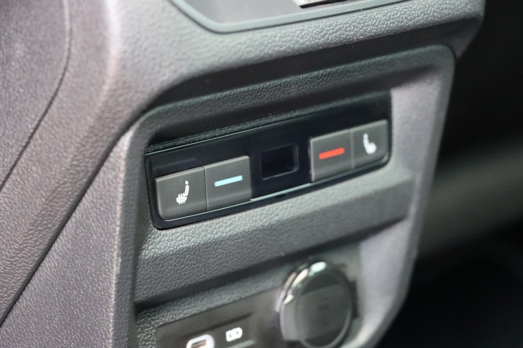 Volkswagen Tiguan 1.4 tsi ehybrid r-line business + 245pk dsg6