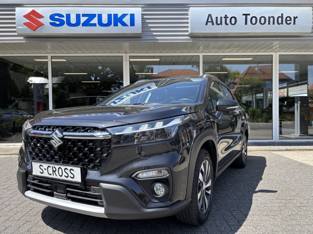Suzuki Sx4 S-cross style 1.4 boosterjet smart hybrid/panoramadak
