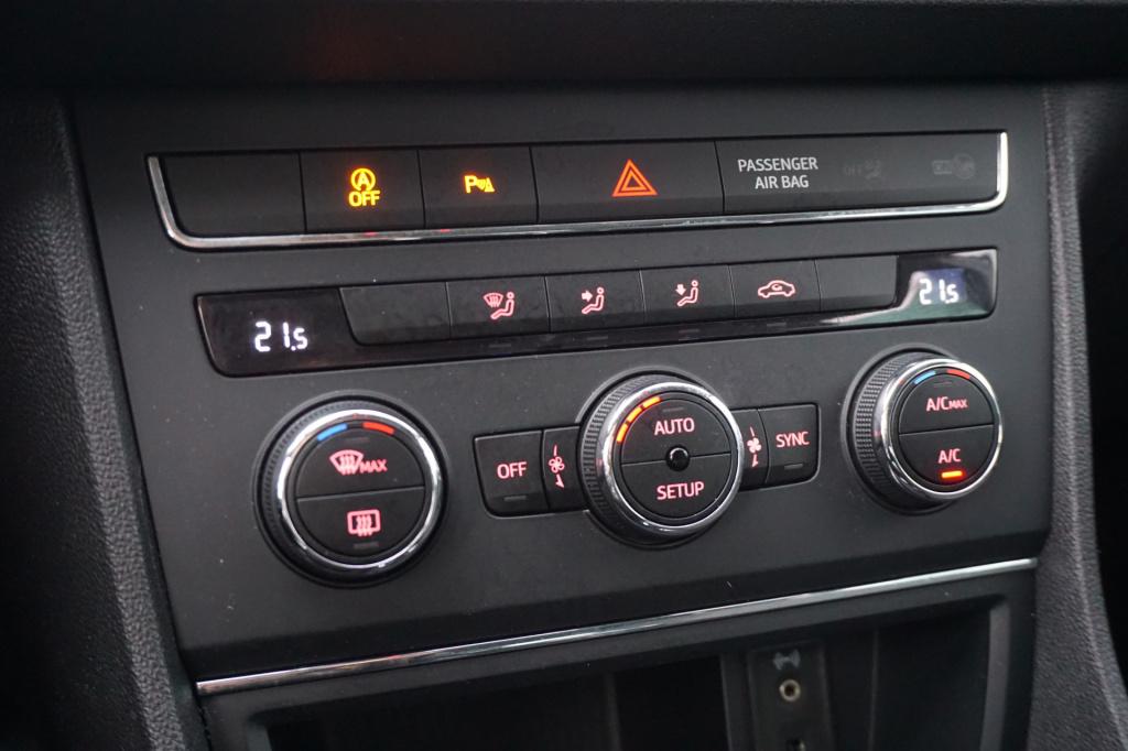 Seat Leon st 1.0 ecotsi style connect climate / navi / cruise / camera / pa