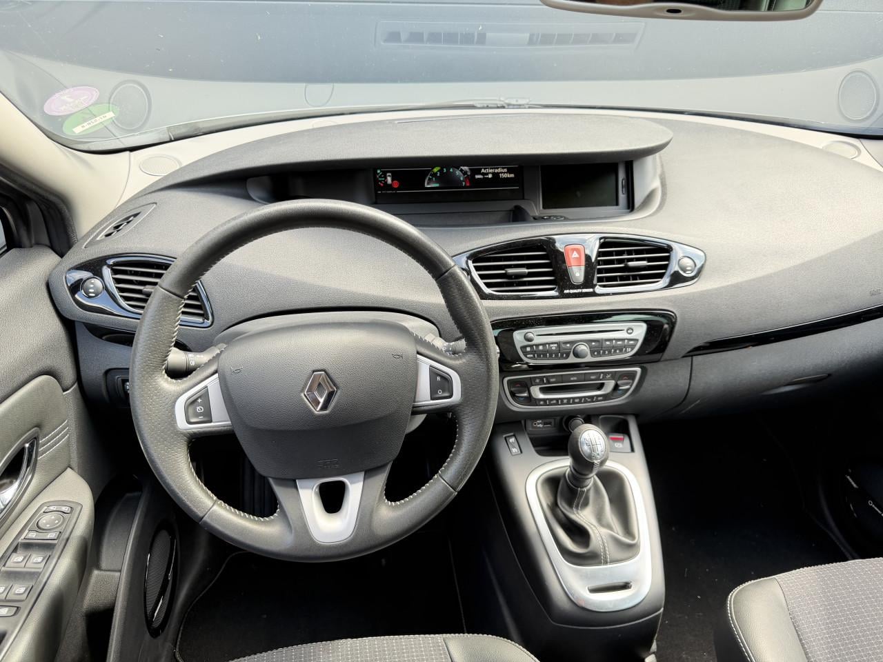 Renault Scenic 1.4 Tce Bose 2012 Grijs Airco Apk Nap Pano