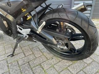Een uniek wegracer model de yamaha tzr 50 weinig km geheel orginele staat