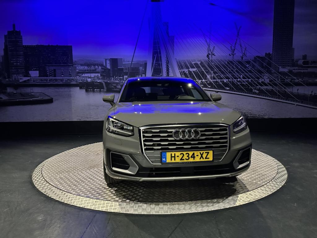 Audi Q2 35 tfsi epic *origineel nl*led*navi*carplay*camera*