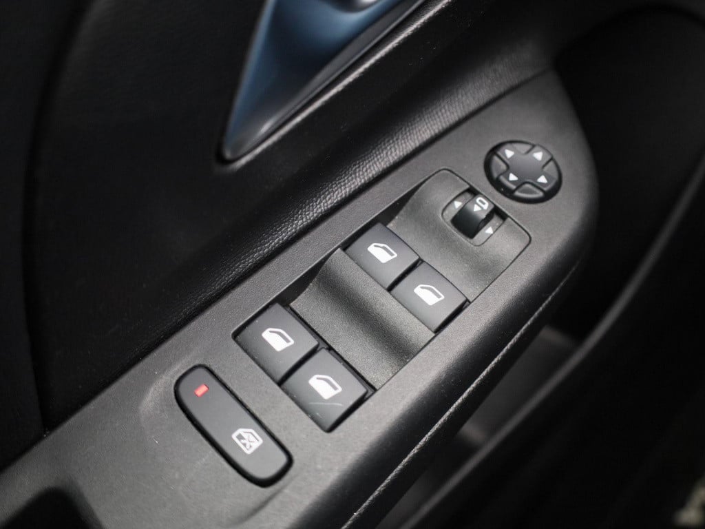Opel Corsa 1.2 elegance | automaat | navigatie | apple carplay / android au