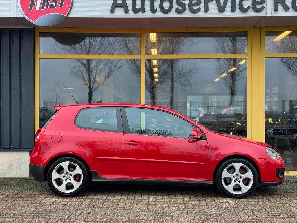 Volkswagen Golf 2.0 tfsi gti