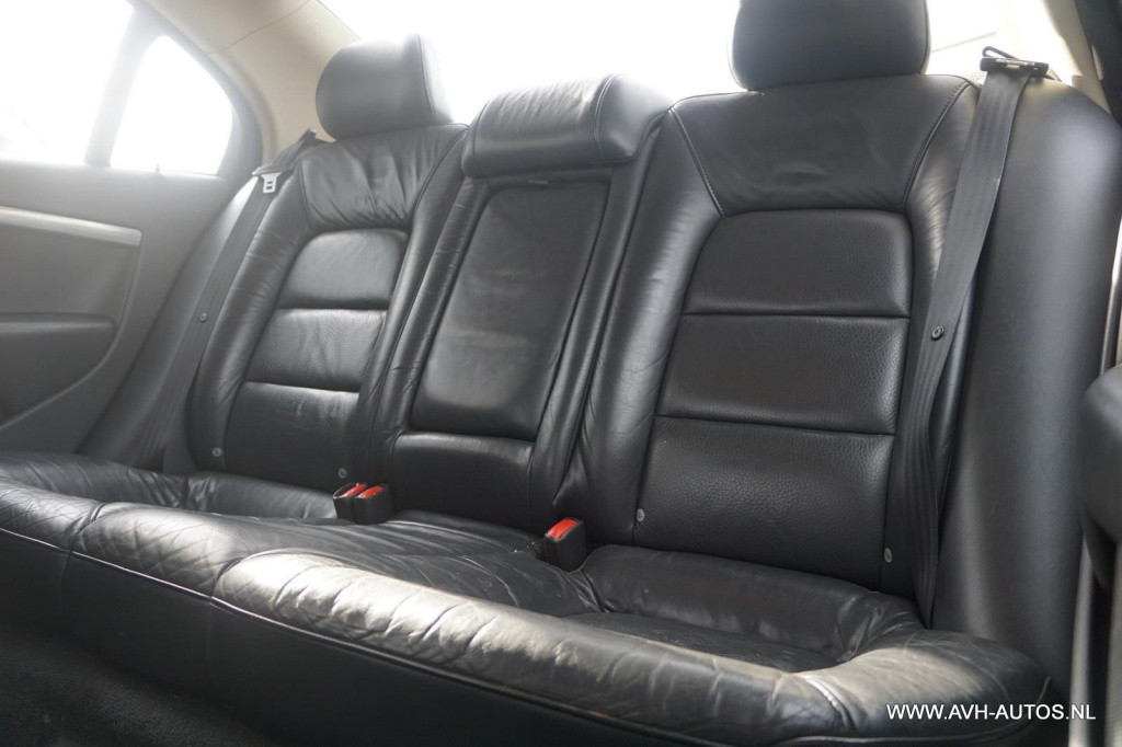 Volvo S80 2.5 t momentum automaat