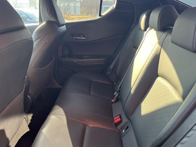 Toyota C-hr 1.8 hybrid bi-tone | leer | 18'' | camera | nav | 73.000km!