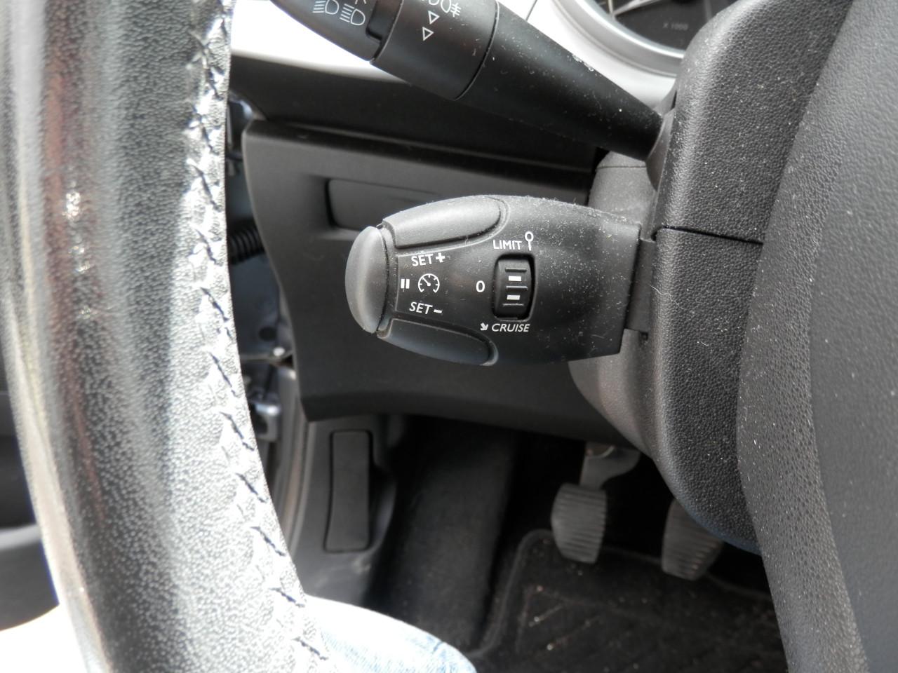Auto Garant Biedt Aan: Citroen C3 1.4 Ligne Business