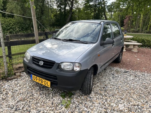 Suzuki Alto 5 deurs afl.incl nw apk, recent vervangen distributie riem enz