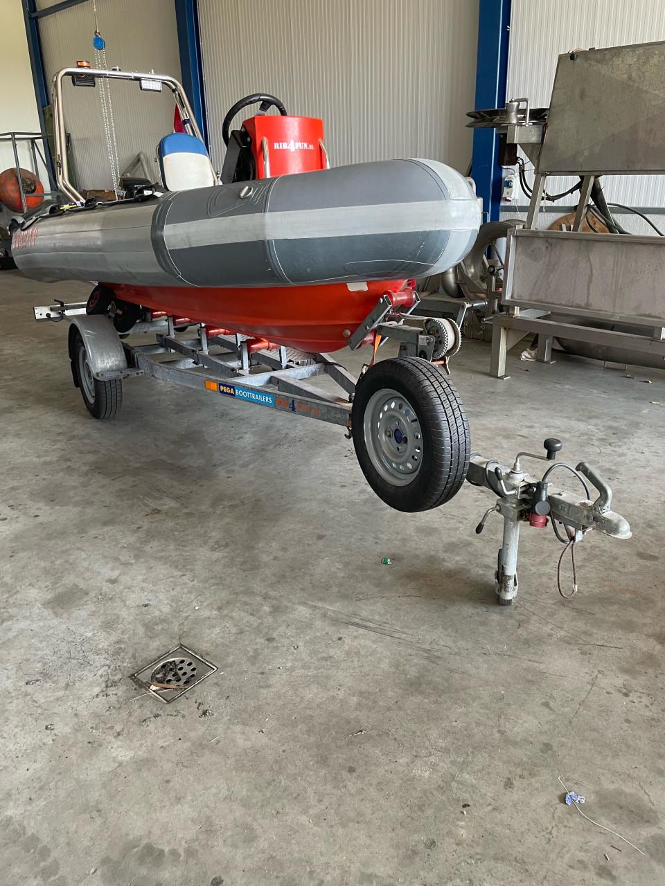 Rib 4meter