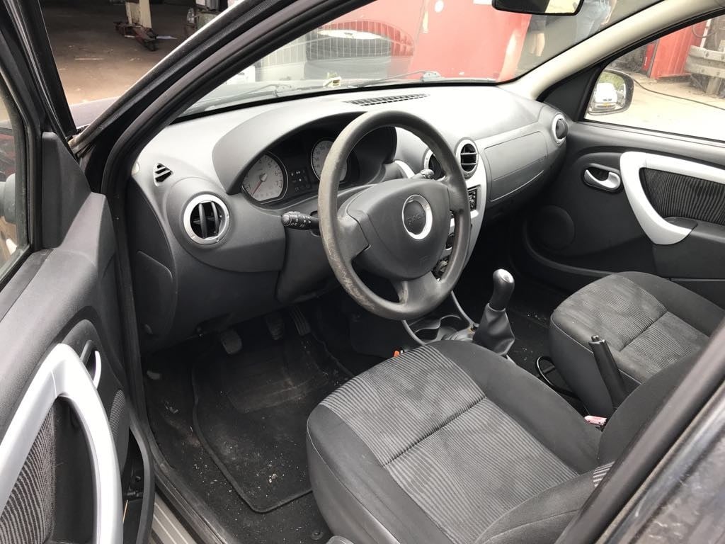 Dacia Sandero 1.2 lauréate