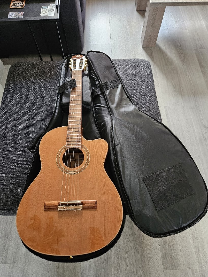Ortega Feel Series RCE159SN Slim Neck Naturel Met Gigbag Te Koop