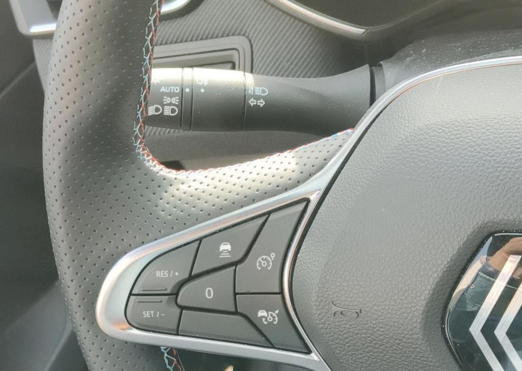 Renault Clio 1.6 e-tech full hybrid 145 esprit alpine demo