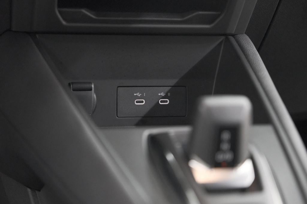 Renault Captur 1.8 e-tech full hybrid 160 techno | camera | winterpakket | 