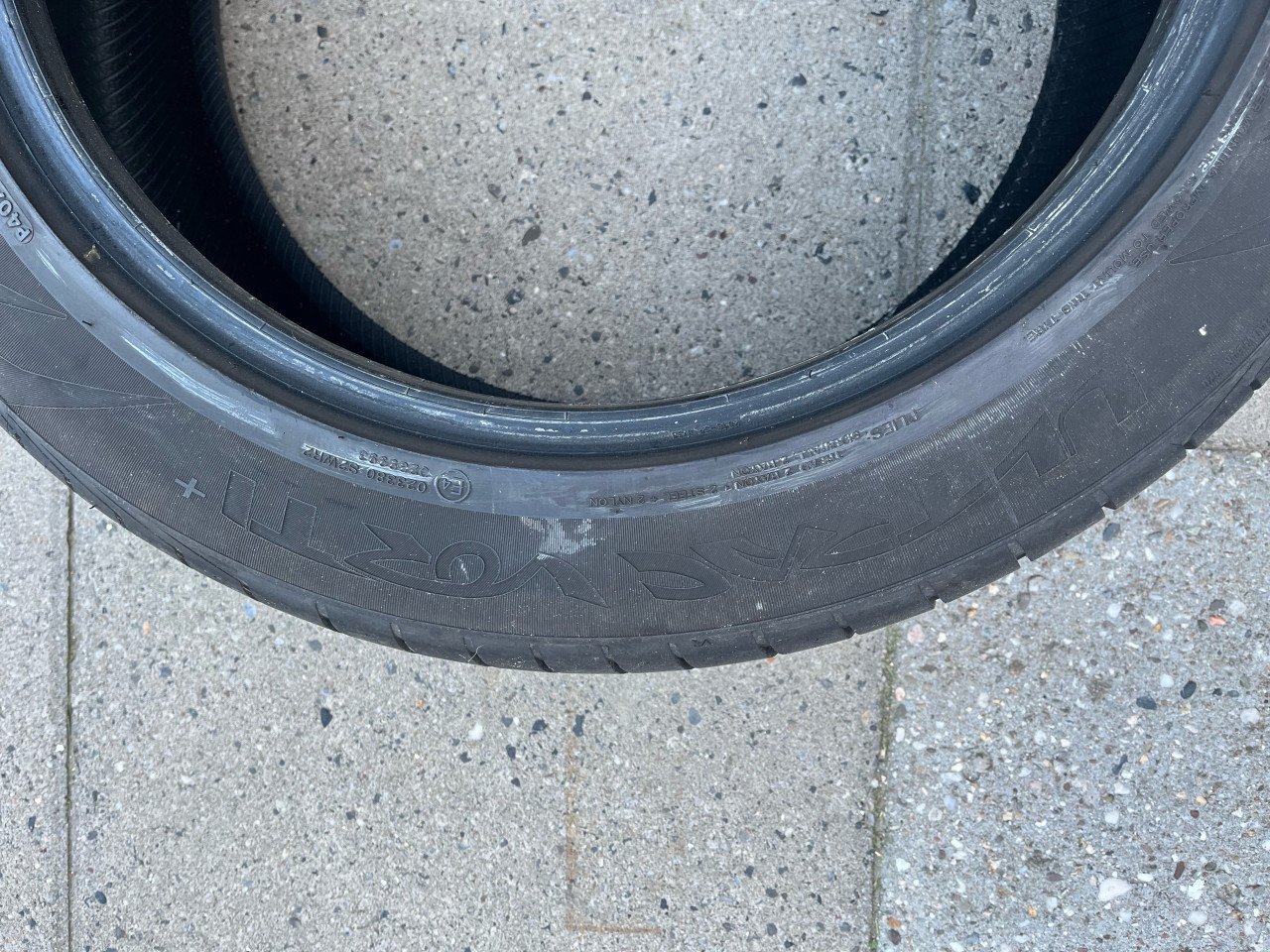 2x Vredestein 225/50/18