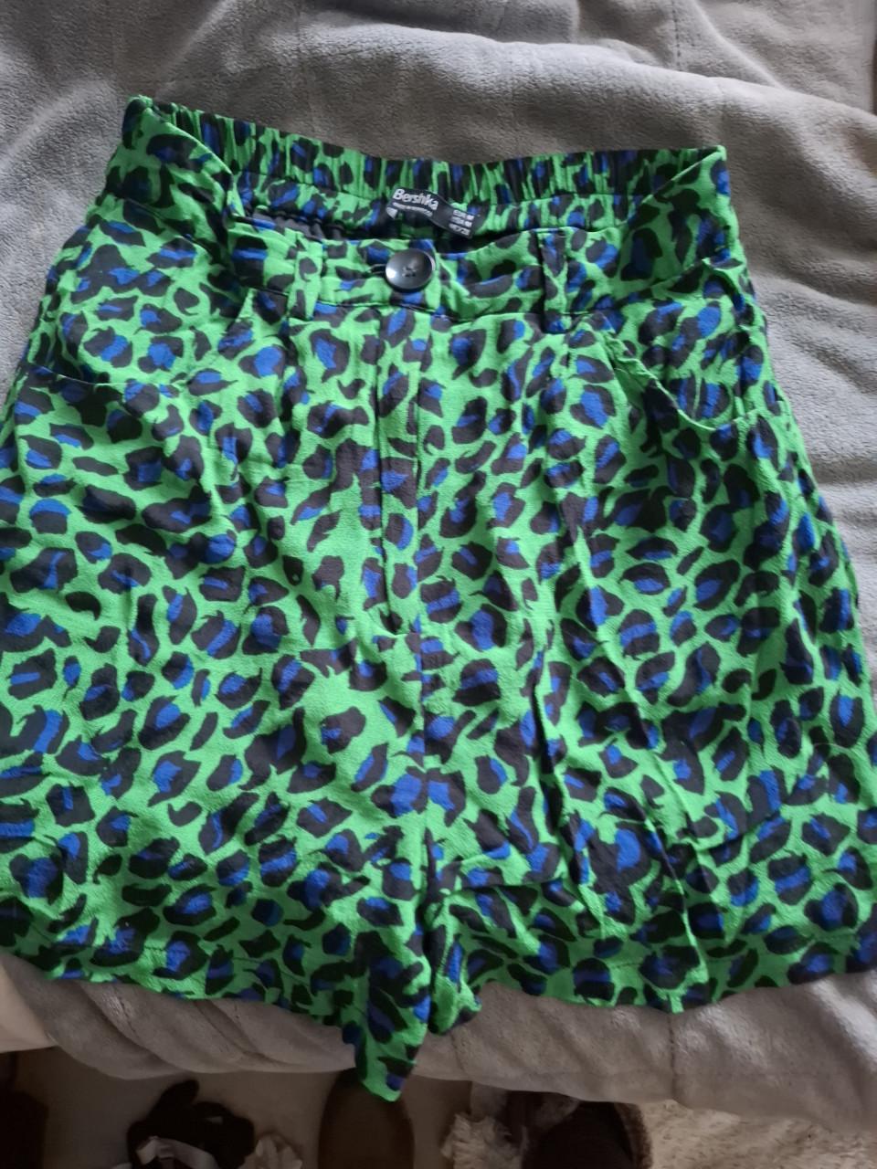 Merkkleding maat s-m/36-38