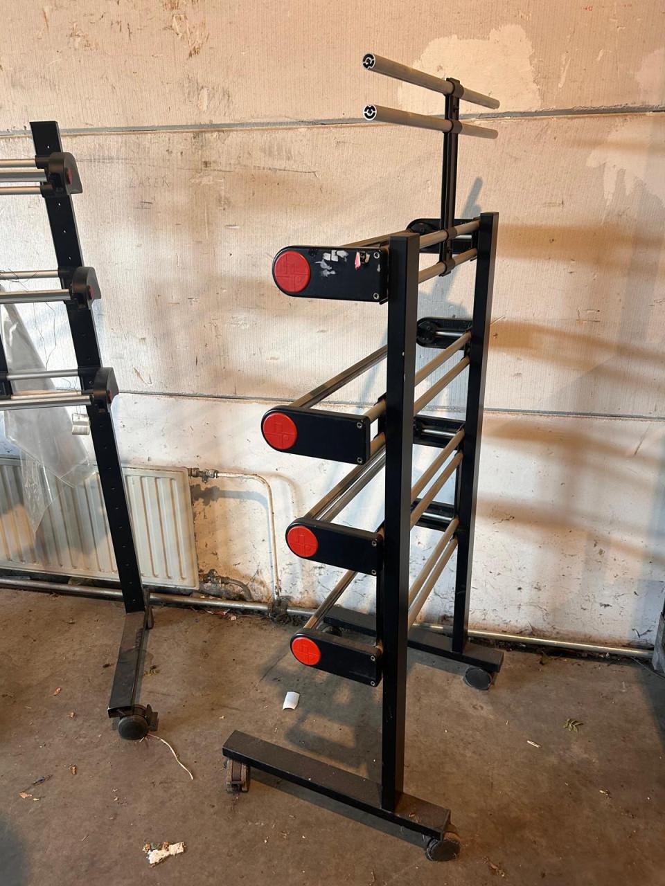 Robuuste houten werktafel op wieltjes 180*70*100