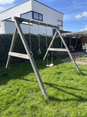 Schommelframe voor twee schommels