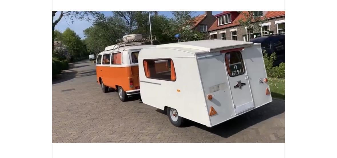 Kip kuiken caravan bouwjaar 1965