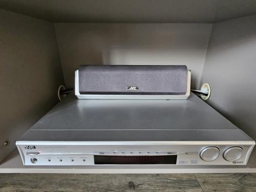 Jvc surroundset met 4 boxen