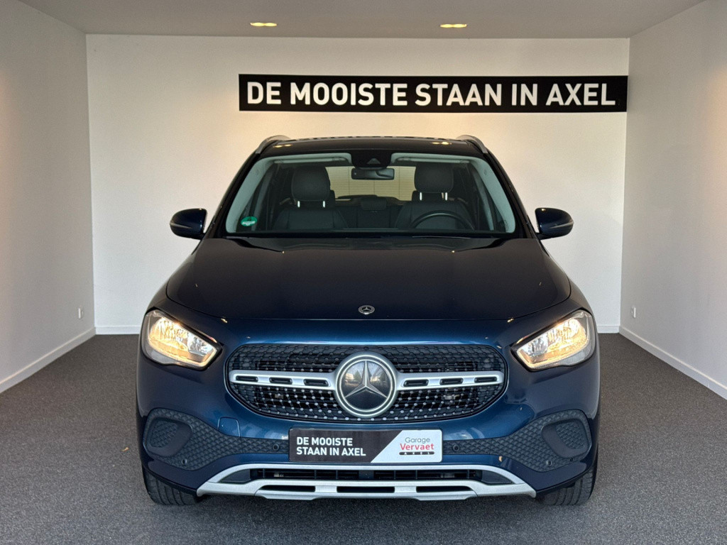 Mercedes-Benz Gla-klasse 180 business solution