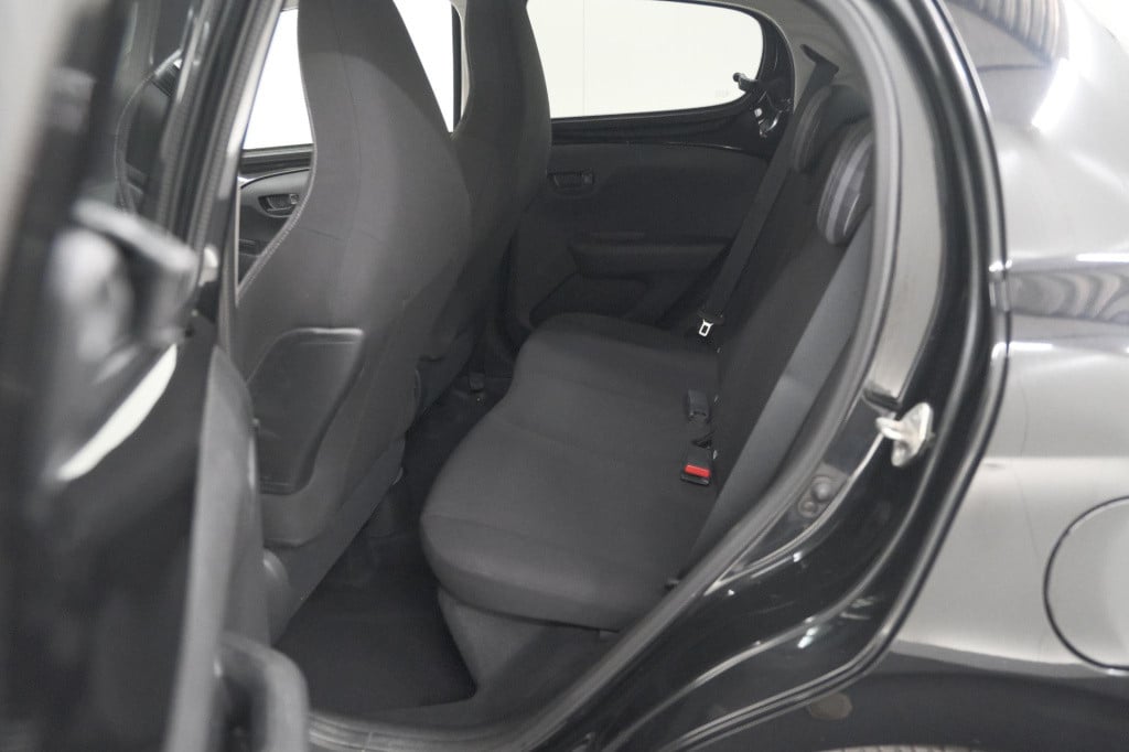 Peugeot 108 1.0 e-vti active | unieke auto! | automaat | airco | getint gla
