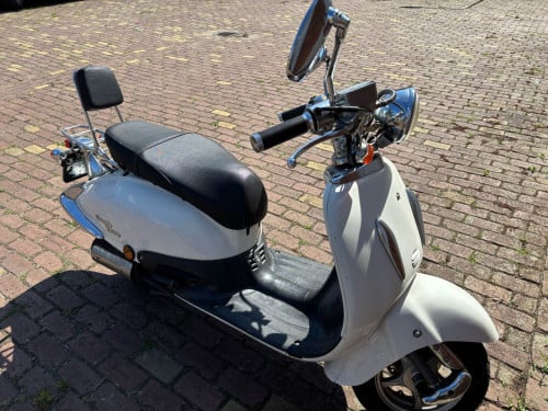 Retro Snorscooter