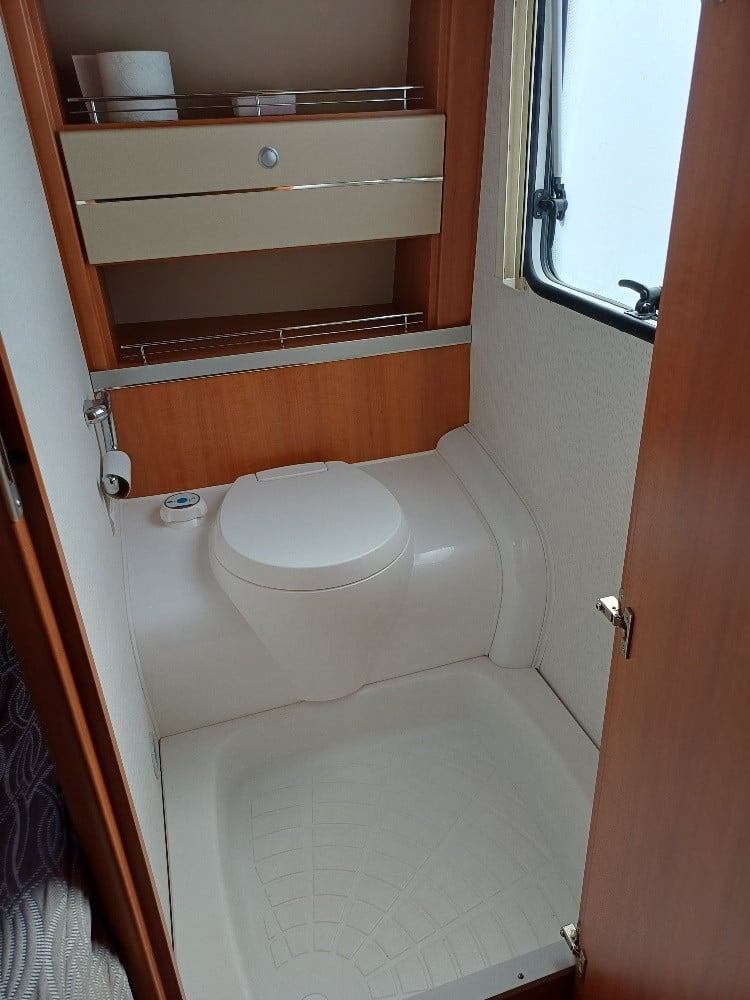 Fendt Bianco 465 SFB (2013) - comfortabel en direct klaar voor vakantie!