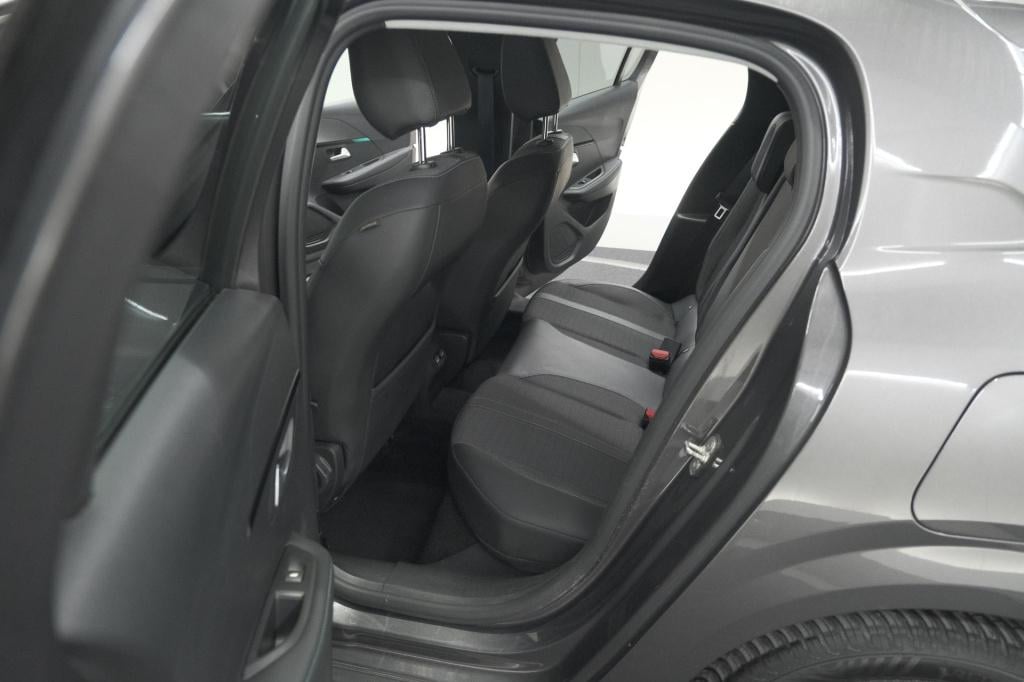 Peugeot 208 puretech 100 allure pack | parkeersensoren | apple carplay | st