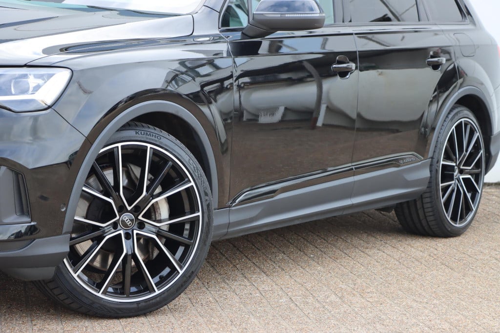 Audi Q7 55 tfsi e quattro pro line 380pk tiptronic