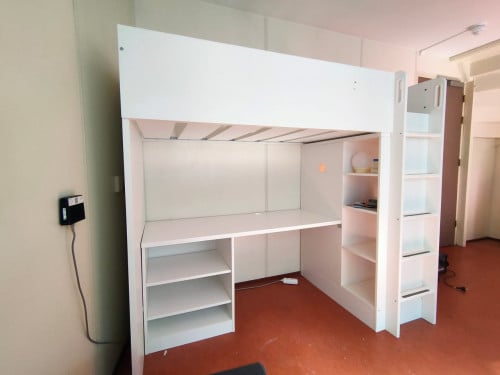 Ikea SMÅSTAD hoogslaper, wit met bureau