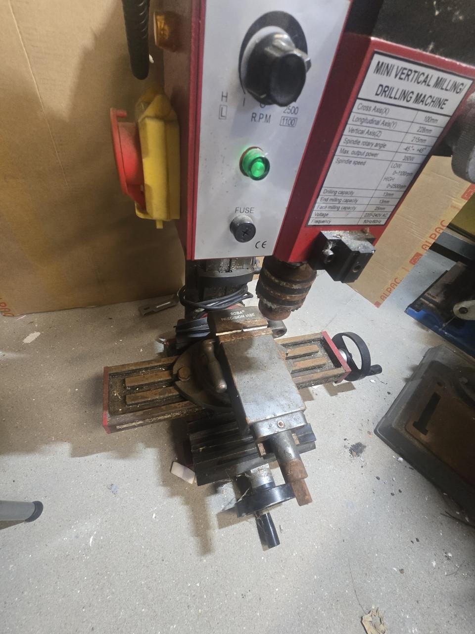 Black & Red X2 freesmachine compleet en in uitstekende staat