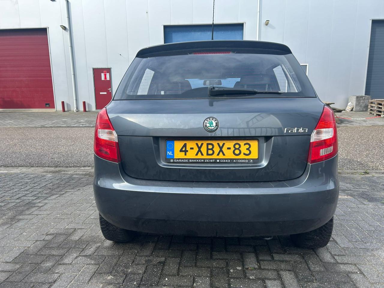 Skoda Fabia 1.2 Comfort Airco/CarPlay/Android Auto/Bluetooth/Navi/Lange APK