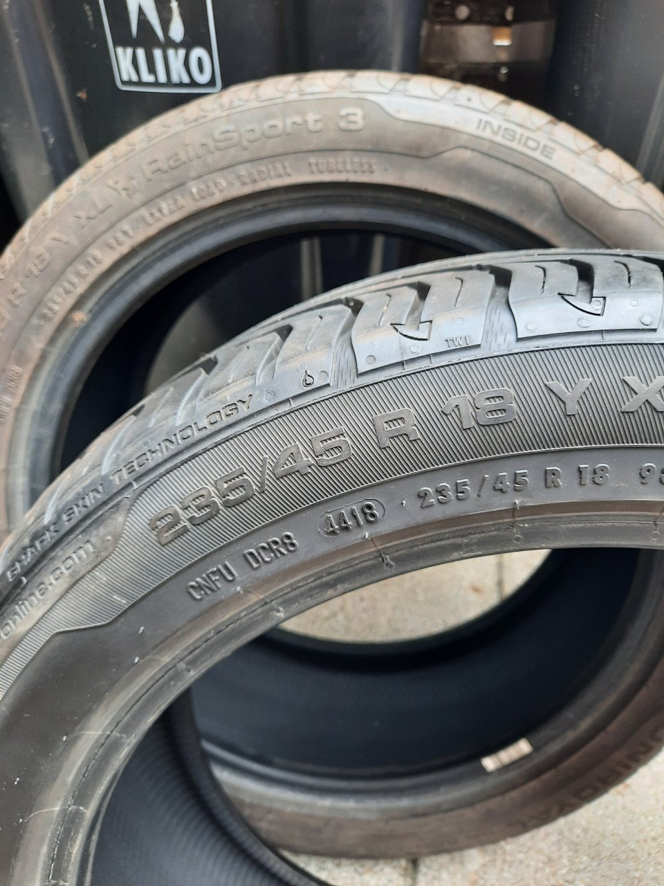 Te koop banden van unie royalle met 8 MM profiel