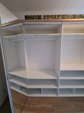 Kledingkast