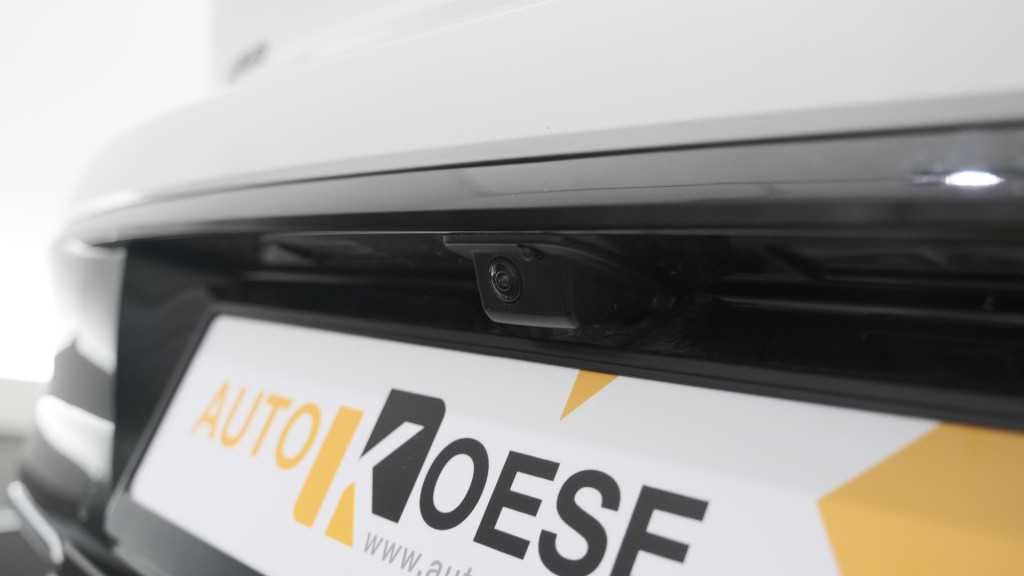 Peugeot 308 puretech 130 gt pack business | camera | dodehoekdetectie | app