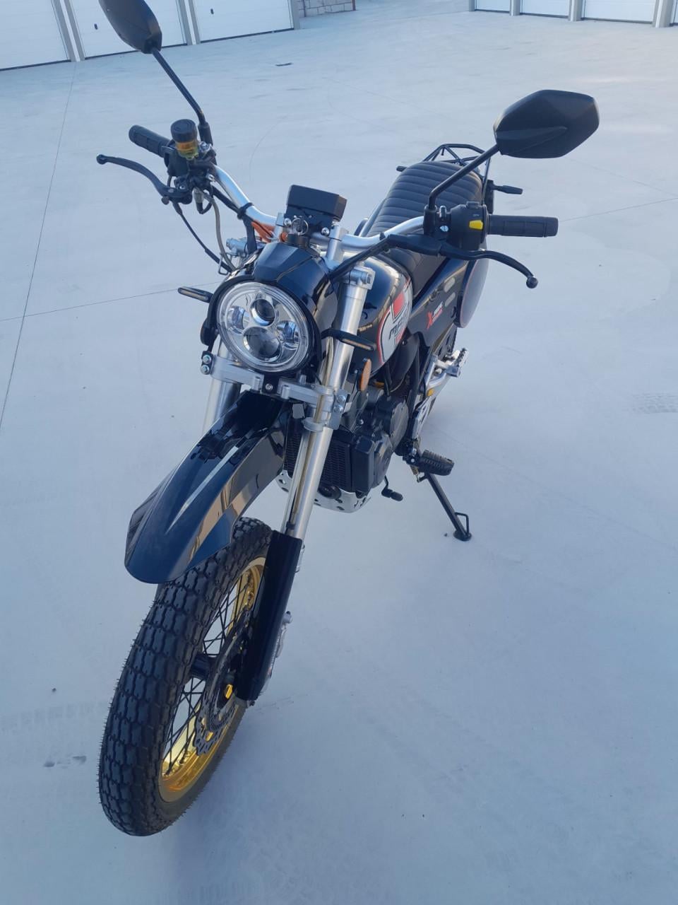 Mash X-Ride 125 bouwjaar 2025 geheel nieuw