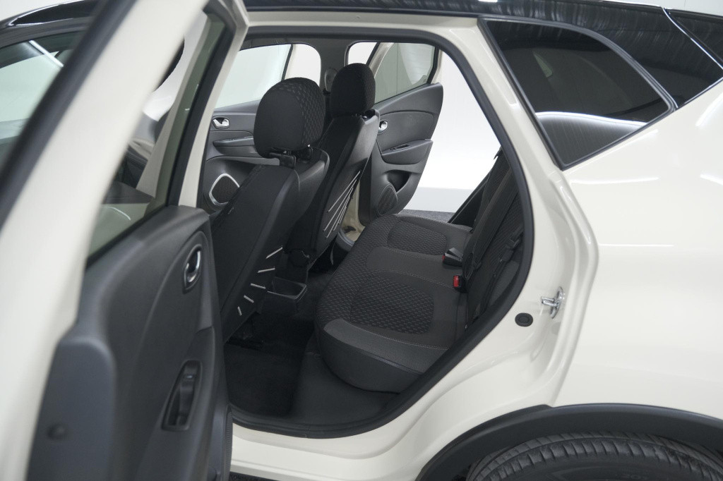 Renault Captur tce 90 intens | trekhaak | camera | navigatie | parkeersenso