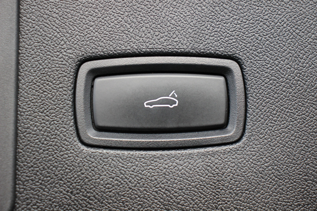 Porsche Cayenne 3.0 | sportdesign | pano | luchtvering | adaptief cruise co