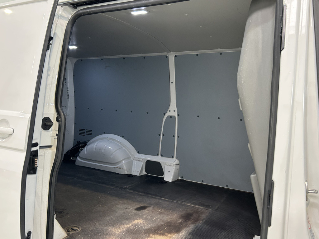 Volkswagen Transporter 2.0 tdi l2h1 bulli multivan pak.