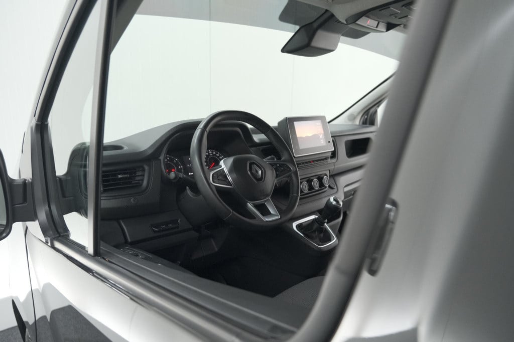 Renault Trafic 2.0 dci 130 t30 l2h1 work edition | navigatie | camera | par