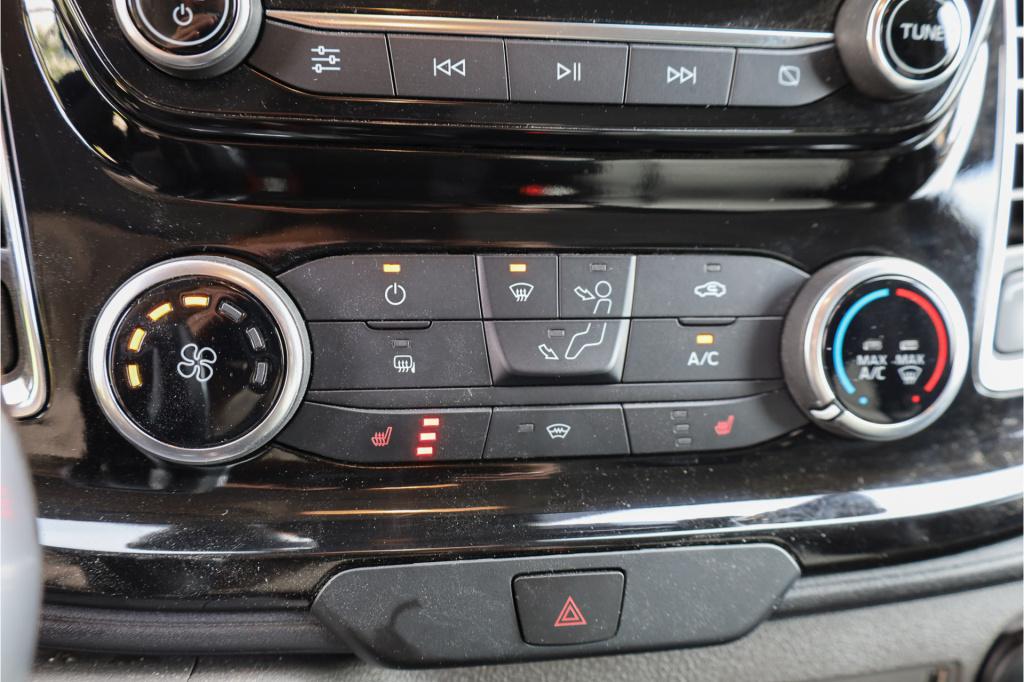 Ford Transit Custom 300 2.0 tdci l2h1 limited 2x schuifd. i inrichting i  c