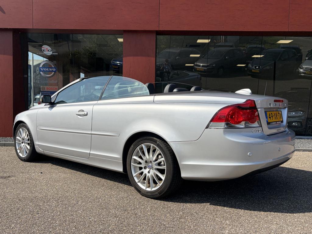 Volvo C70 convertible 2.4i momentum